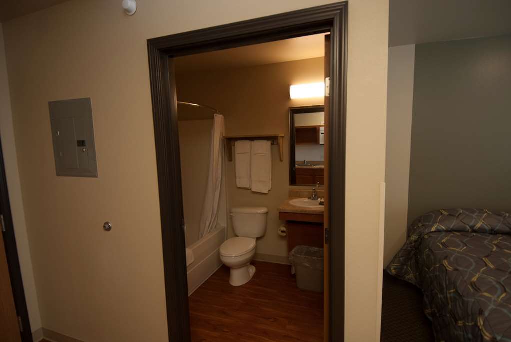 Woodspring Suites Williston Room photo