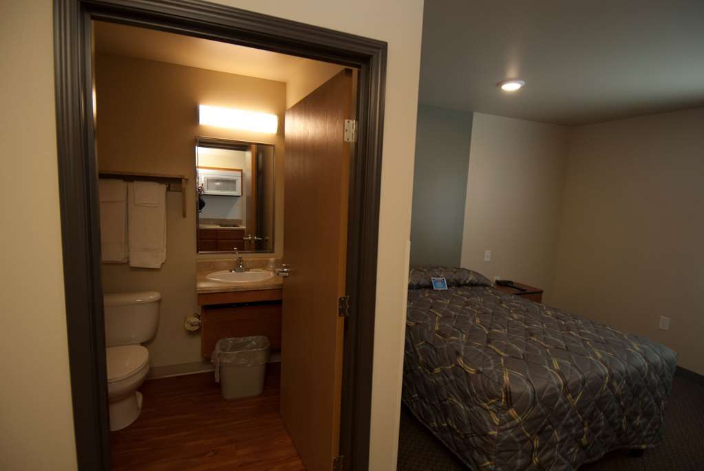 Woodspring Suites Williston Room photo