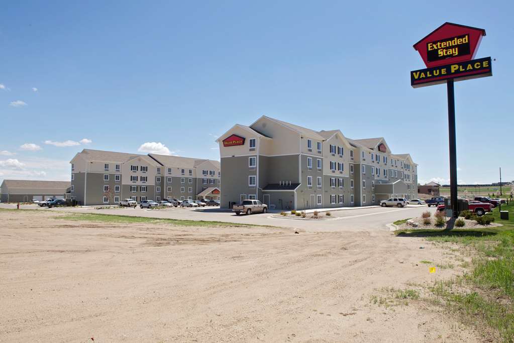 Woodspring Suites Williston Exterior photo