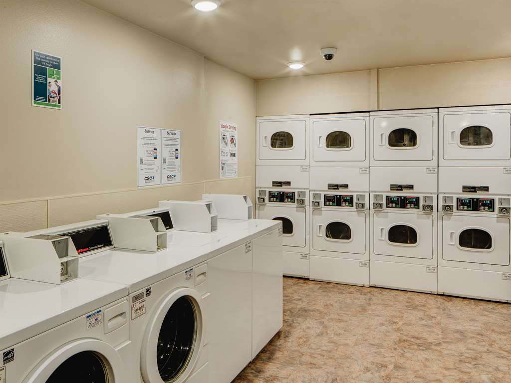 Woodspring Suites Williston Facilities photo