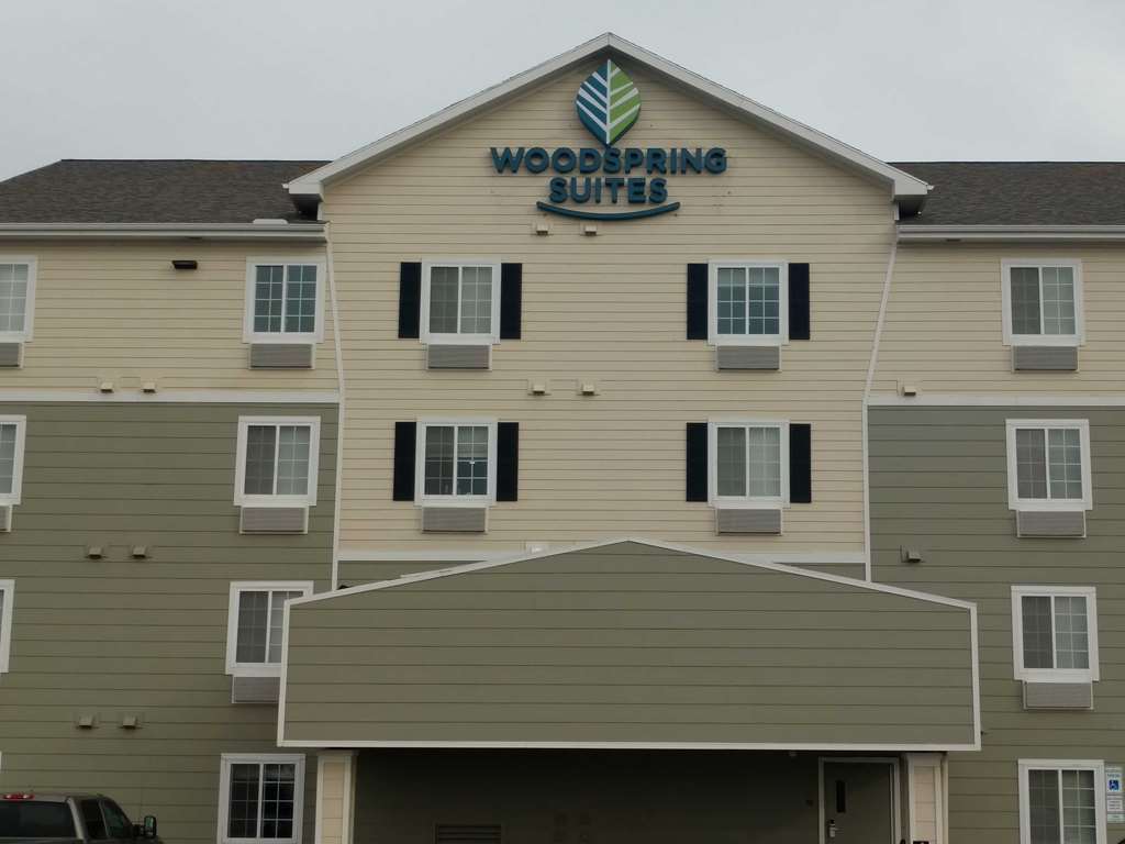 Woodspring Suites Williston Exterior photo